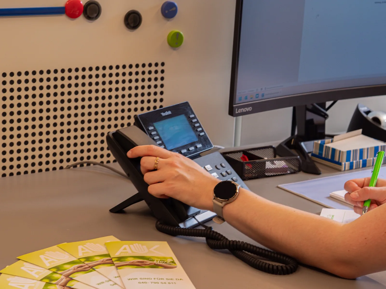 Telefonat mit AUK Beraterin und Informationsbroschüren